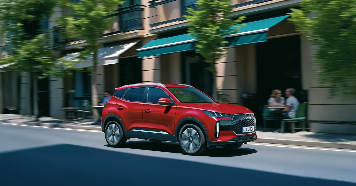 Nuevo EBRO s400 HEV Premium desde 20.900€